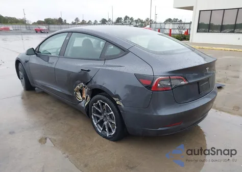 2023 Tesla Model 3 Rear-Wheel Drive z USA, uszkodzony, nr VIN 5YJ3E1EA0PF627301